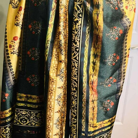 🖤 Vintage Italian Grand Scarf — Museum Quality 1990s - Picture 2 of 8